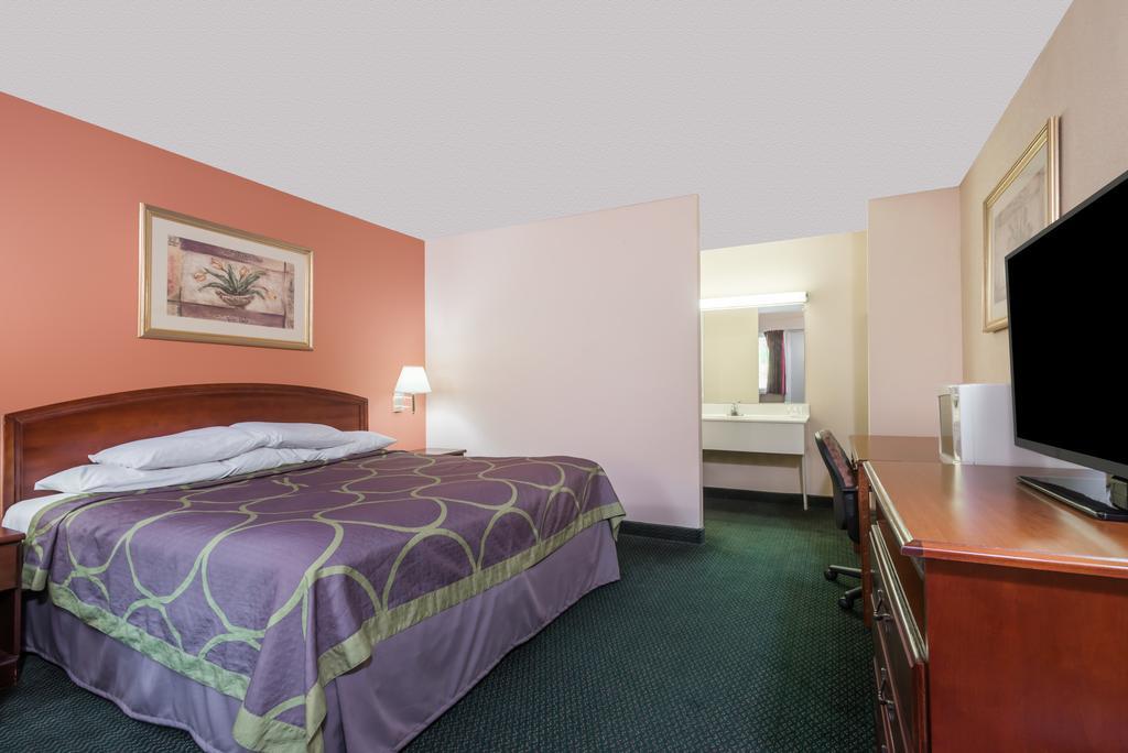 Days Inn By Wyndham Lenox Ma الغرفة الصورة