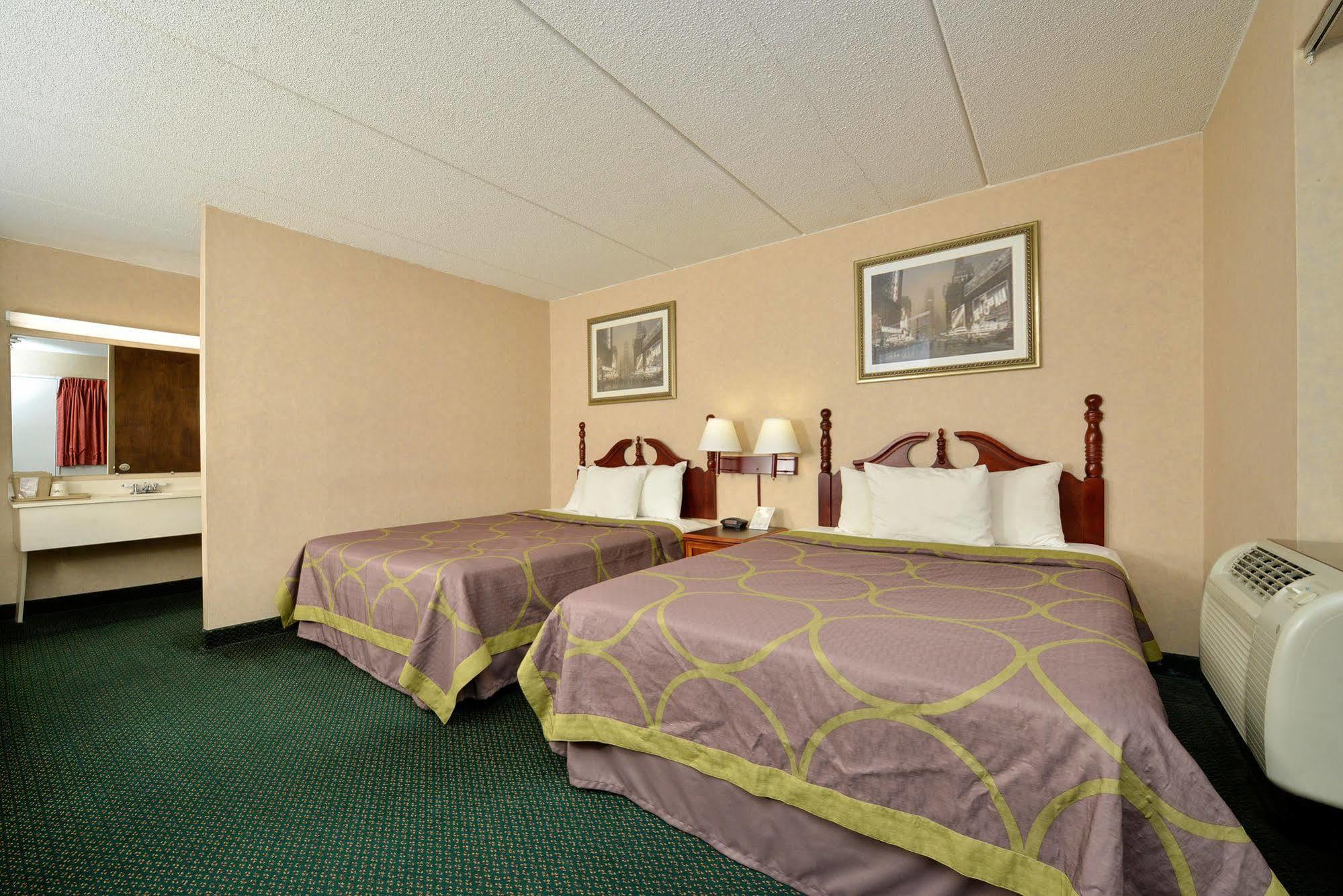 Days Inn By Wyndham Lenox Ma المظهر الخارجي الصورة