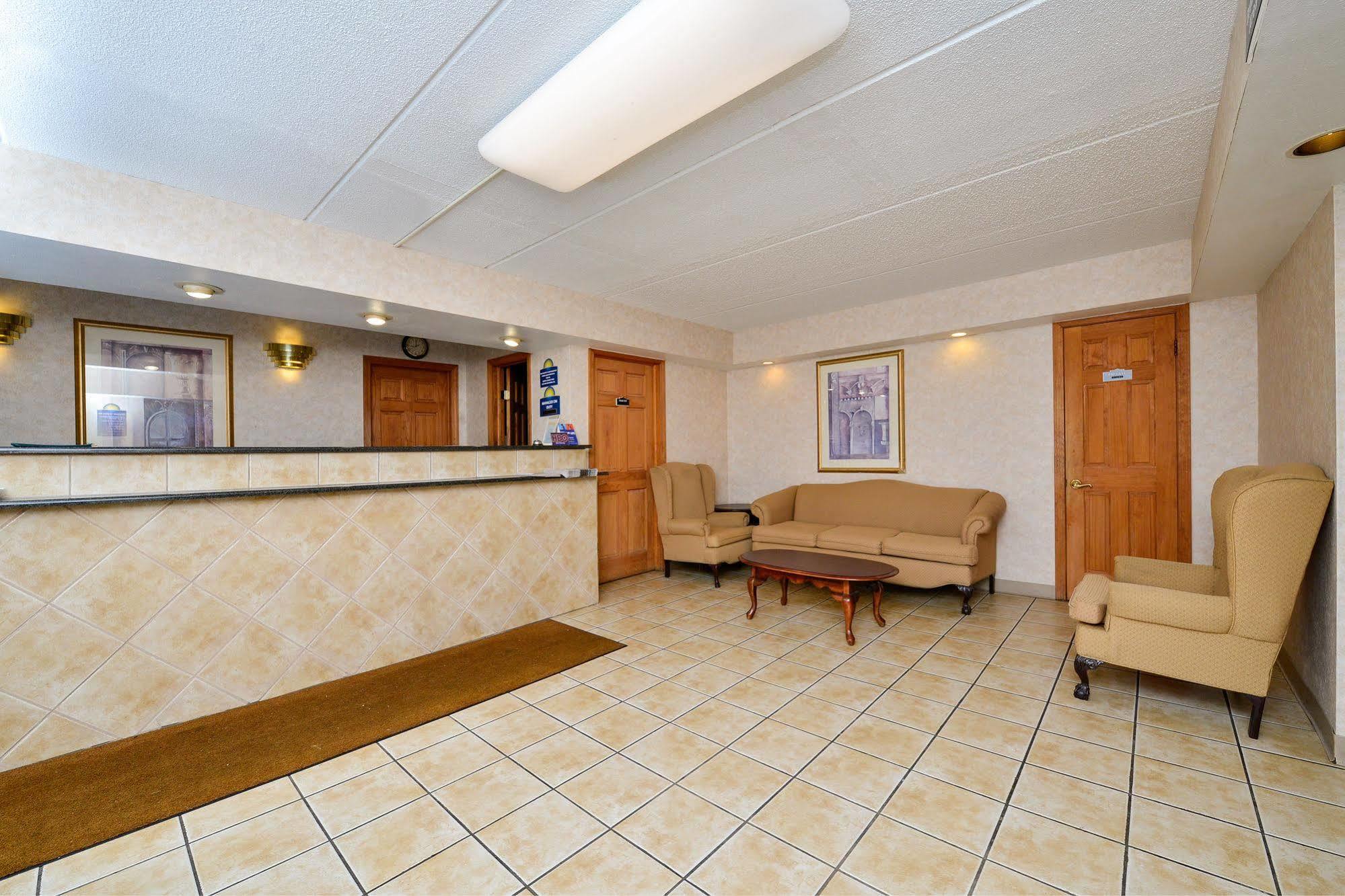 Days Inn By Wyndham Lenox Ma المظهر الخارجي الصورة